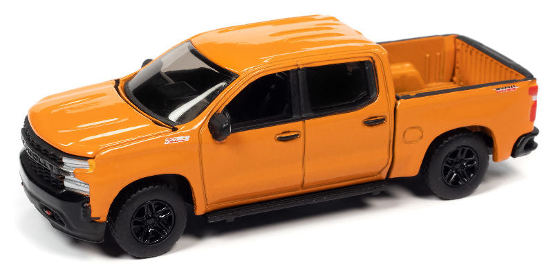 Auto World AWSP089-A 1/64 Scale 2020 Chevrolet Silverado Z71 LT Trail Boss