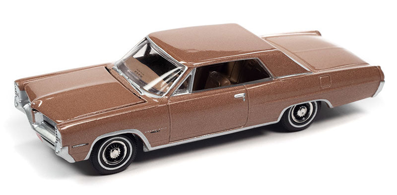 Auto World AWSP110-B 1/64 Scale 1964 Pontiac Grand Prix Royal Bobcat