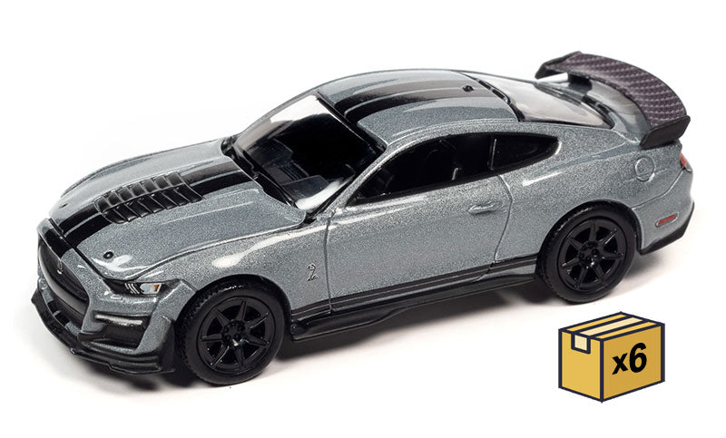 Auto World AWSP114-B-CASE 1/64 Scale 2021 Shelby GT500 - Carbon Edition