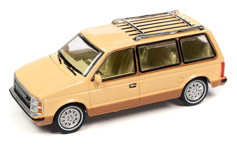 Auto World AWSP129-B 1/64 Scale 1985 Plymouth Voyager