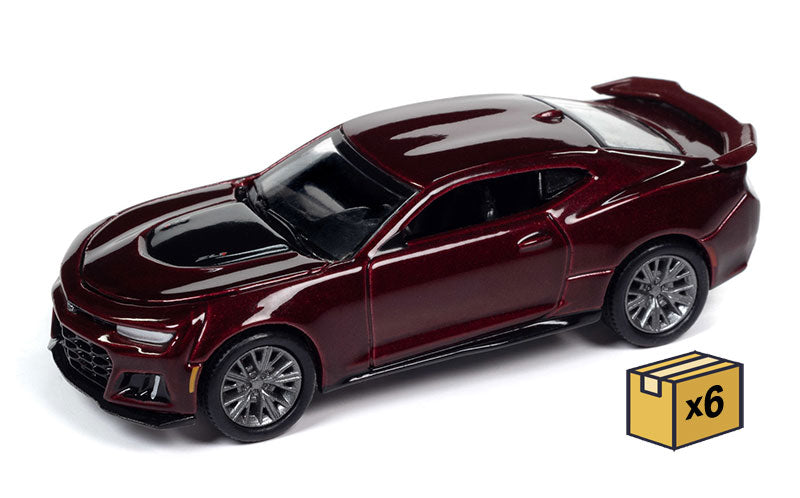 Auto World AWSP138-A-CASE 1/64 Scale 2022 Chevrolet Camaro ZL1
