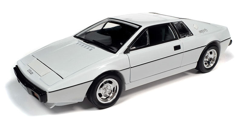 Auto World AWSS132 1/18 Scale James Bond -