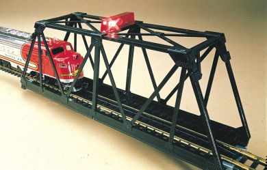 Bachmann 46904 N Bridge w/Blinking Light Built-Up