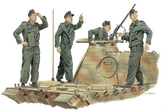 Dragon Models 6191 1/35 Achtung-Jabo! Panzer Crew France 1944 (4)