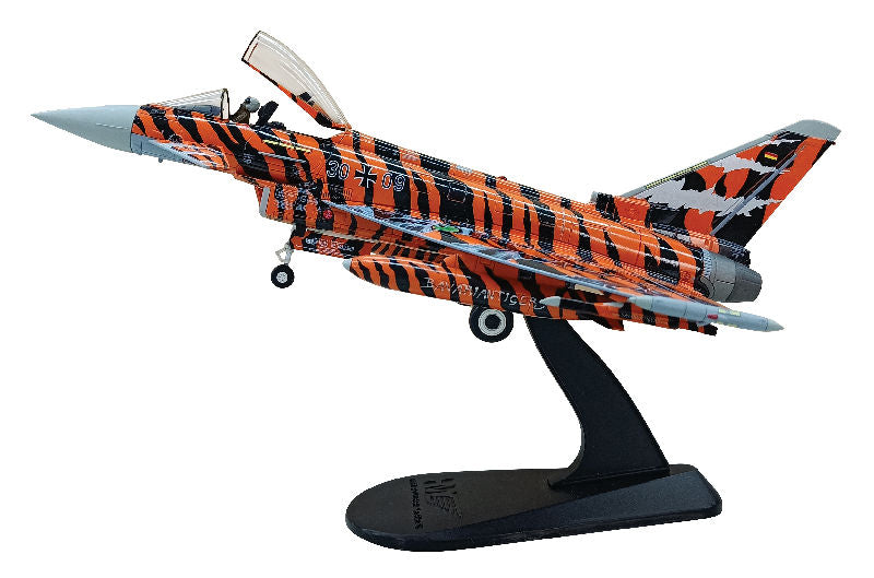 Hobby Master HA6609 1/72 Scale EF-2000 Typhoon - TktLwG 74 Neuburg AB Tiger