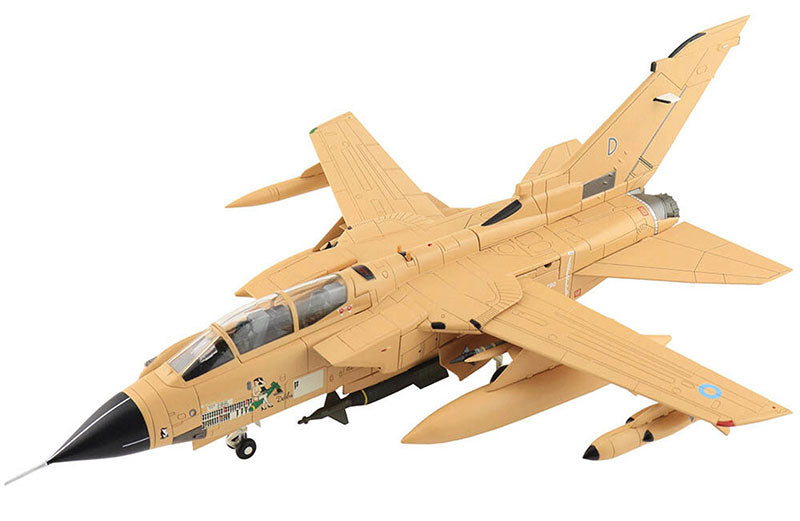 Hobby Master HA6716 1/72 Scale Tornado GR.1 - Debbie 31 Squadron Bahrain 1991