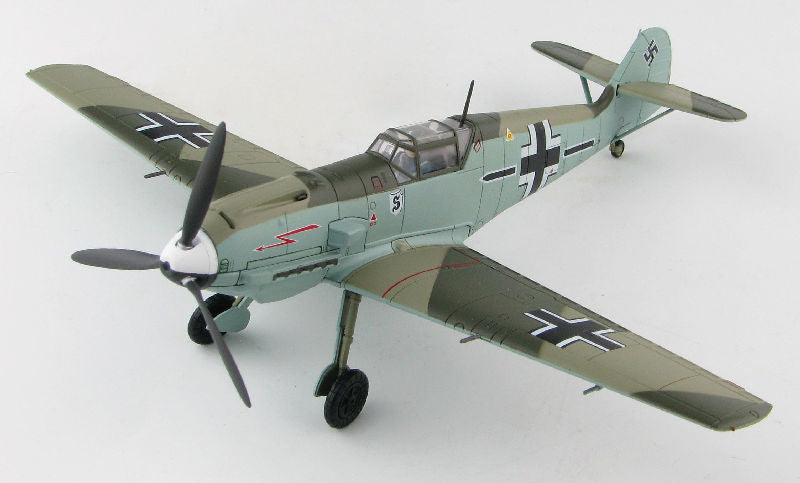 Hobby Master HA8714 1/48 Scale BF 109E-3 - Walter Horten Stab/JG 26 France