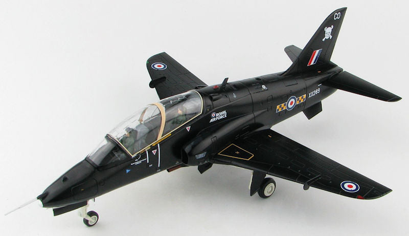 Hobby Master HU1001 1/48 Scale Hawk T.Mk 1 - XX289 of No. 100