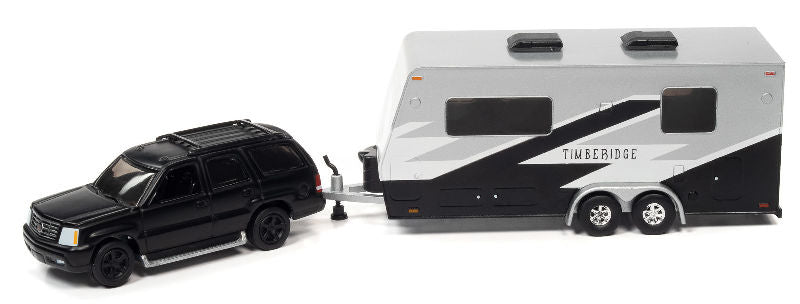Johnny Lightning JLSP201-B 1/64 Scale 2005 Cadillac Escalade