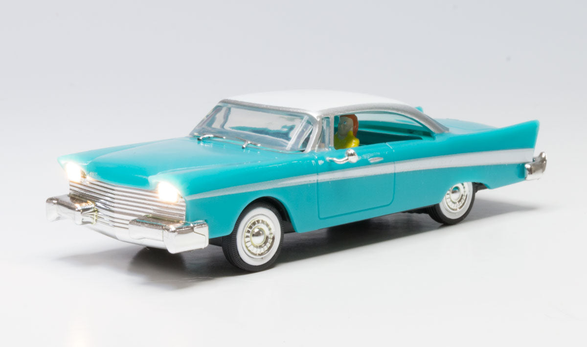 Woodland Scenics 5980 O Scale Fancy Fins - Just Plug(R) Lighted Vehicle -- Turquoise, White