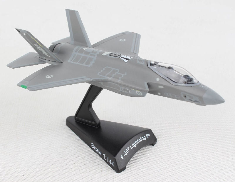 Daron PS5602-2 1/100 Scale F-35 Lightning II - RAAF Postage Stamp Collection