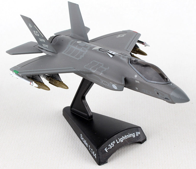 Daron PS5602 1/100 Scale F-35 A Lightning II