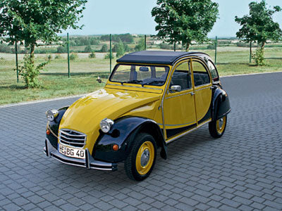 Revell 7095 1/24 Citroen 2CV Charleston Car