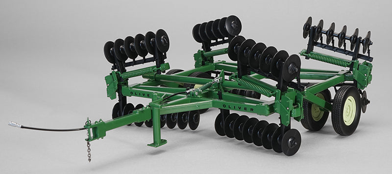Spec-Cast SCT-690 1/16 Scale Oliver 263 Folding Wing Disc Harrow Features: Pin