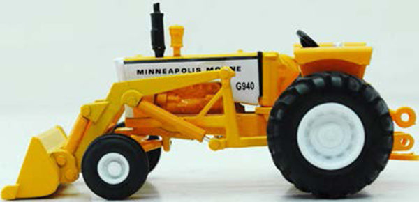 Spec-Cast SCT-700 1/64 Scale Minneapolis-Moline G940 Tractor