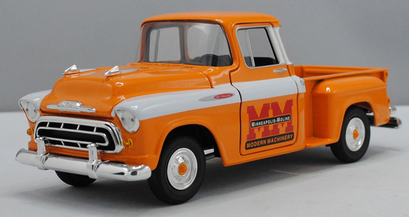 Spec-Cast SCT-781 1/25 Scale Minneapolis Moline - 1957 Chevrolet Pickup Truck