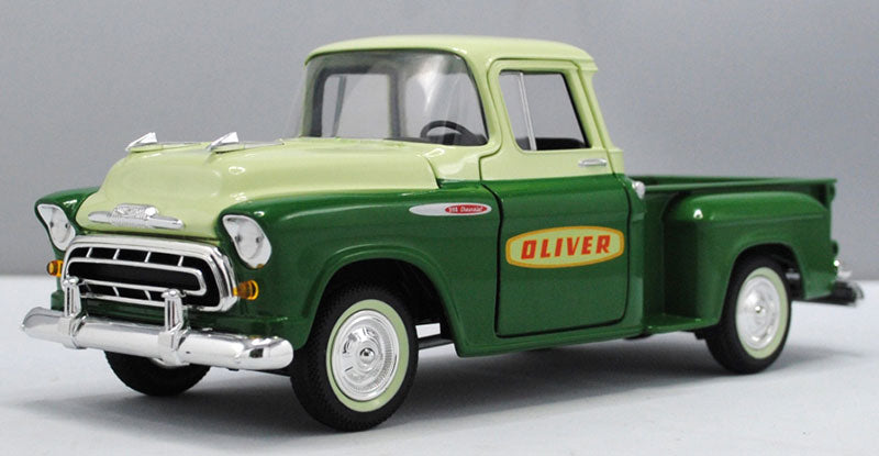 Spec-Cast SCT-782 1/25 Scale Oliver - 1957 Chevrolet Pickup Truck