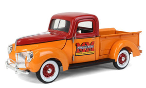 Spec-Cast SCT-916 1/24 Scale Minneapolis Moline - 1940 Ford Pickup