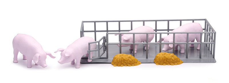 New-Ray SS-05536-A 1/18 Scale American Landrace Hog Feeding Playset Playset Includes: 4