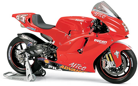 Tamiya 14101 1/12 Ducati Desmosedici Racing Motorcycle