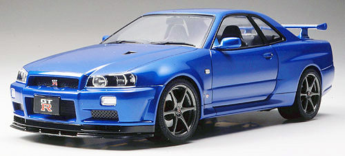 Tamiya 24258 1/24 Nissan Skyline GT-R V-Spec II Sports Car