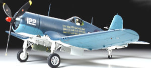 Tamiya 60325 1/32 F4U1A Corsair Fighter