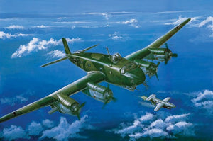 Trumpeter 1639 1/72 Fw200C8 Condor Recon/Bomber Transport Aircraft