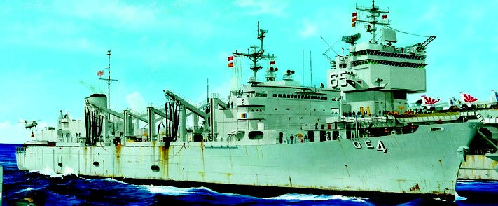 Trumpeter 5786 1/700 USS Detroit AOE4 Sacramento Class Fast Combat Support Ship