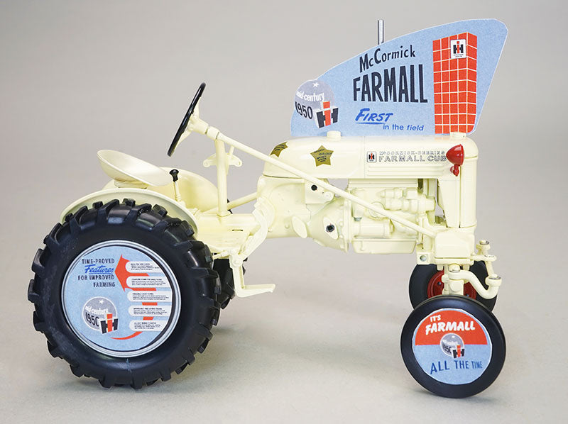 Spec-Cast ZJD-1907 1/16 Scale Farmall Demonstrator Cub Tractor