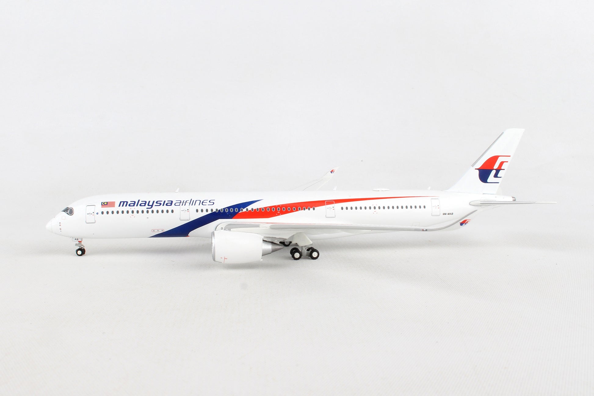 Gemini Jets 1/400 GJ1742 Gemini Malaysia A350-900 1/400 Reg#9M-Mab