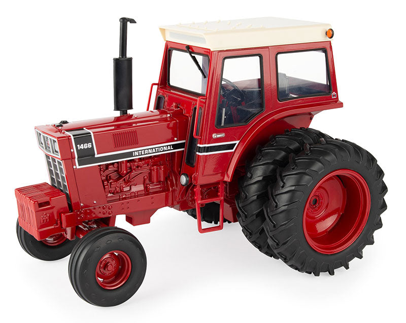 Ertl 44260 1/16 Scale International Harvester 1466 Black Stripe Tractor
