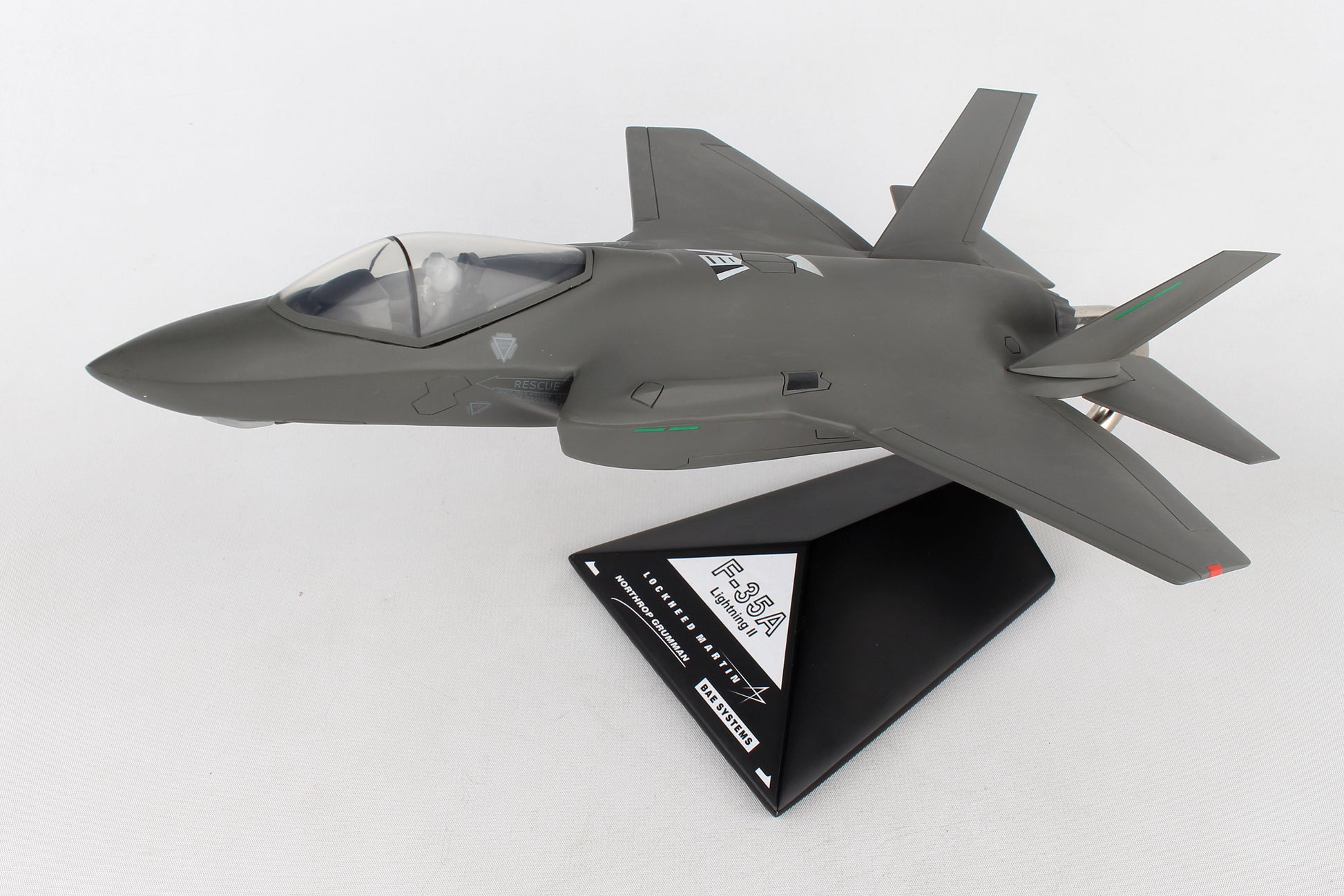 Executive Series B40748 Exec Ser F-35A Generic Conventional 1/48 (Cf035Acctp)