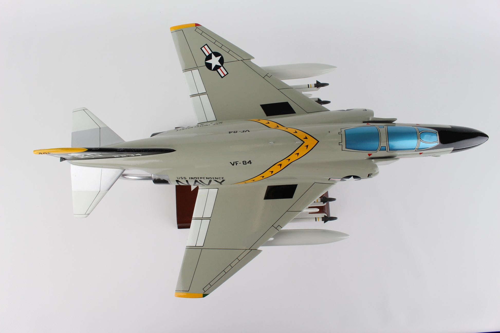 Executive Series ESSN012 Exec Ser F4B-1 Phantom Ii Navy 1/40 (Cf004Te)