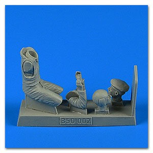 Aerobonus 350002 1/35 WWII German Submarine Kriegsmarine Crew #1 (Sitting, Arms Up) (D)