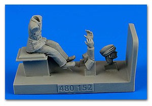 Aerobonus 480152 1/48 WWII RAF Albion Refueling Driver (Sitting) (D)