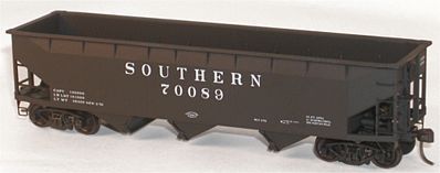 Accurail 7541 HO Scale 70Ton Trpl HOpper South