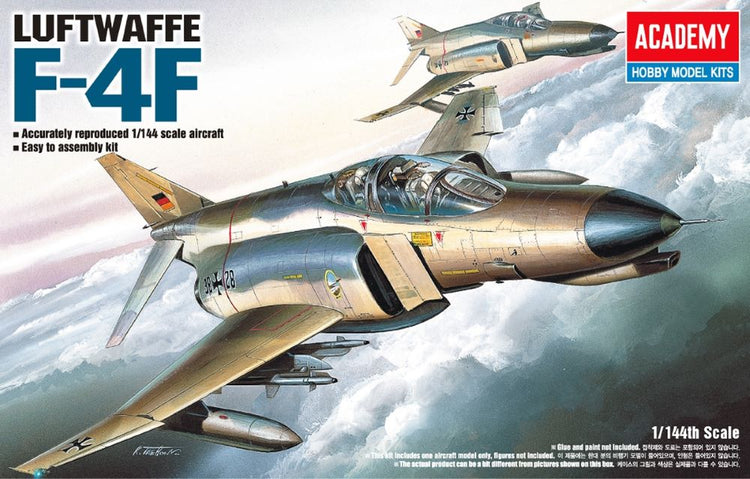 Academy 12611 1/144 F4F Phantom II Fighter