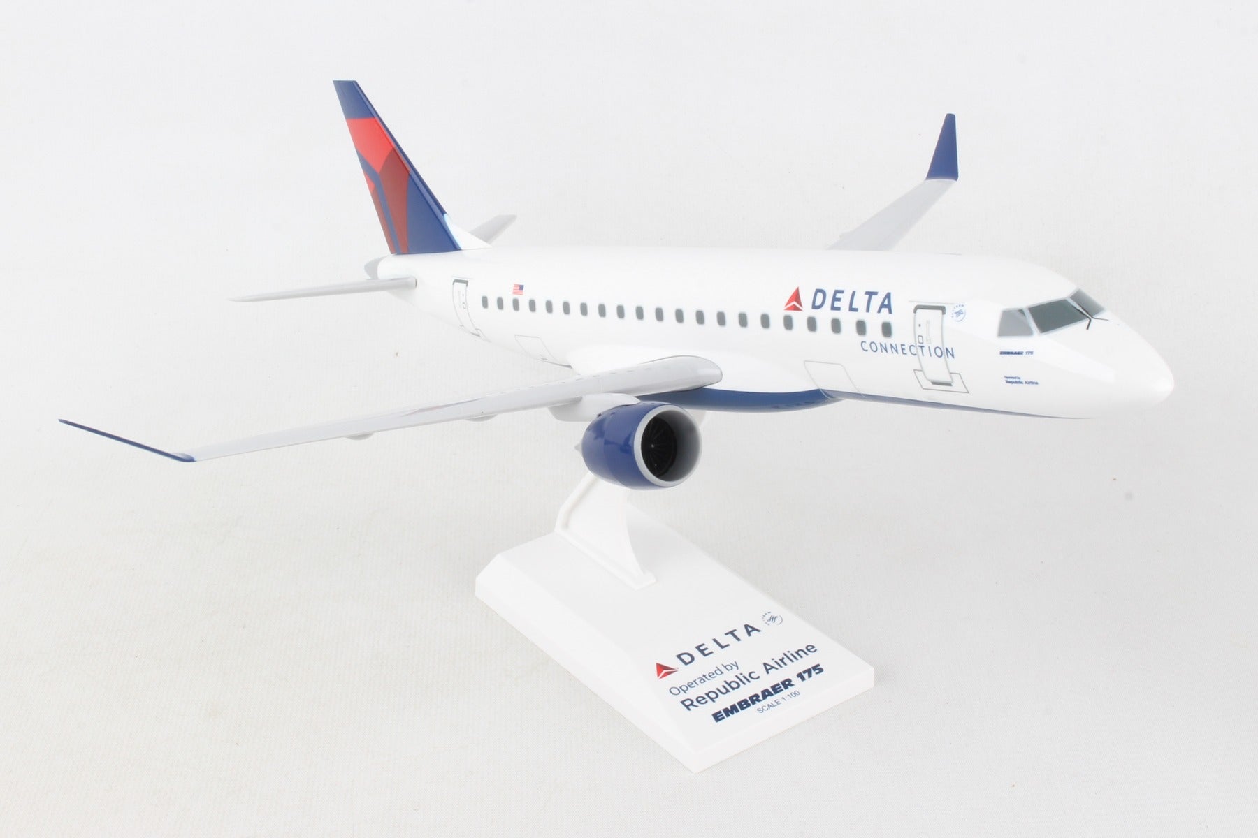 Skymarks SKR814 Skymarks Delta Erj175 1/100 Republic
