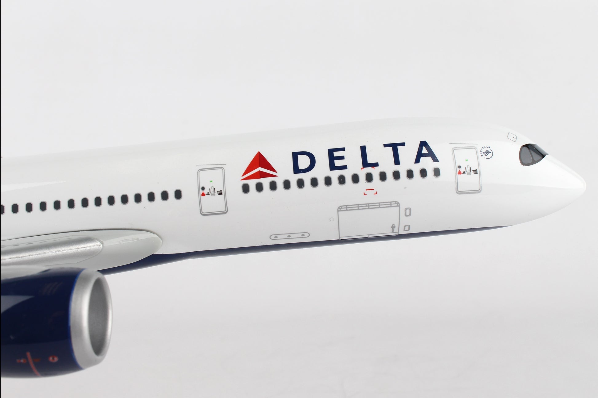 Flight Miniatures LP8021 A350 Delta 1/200