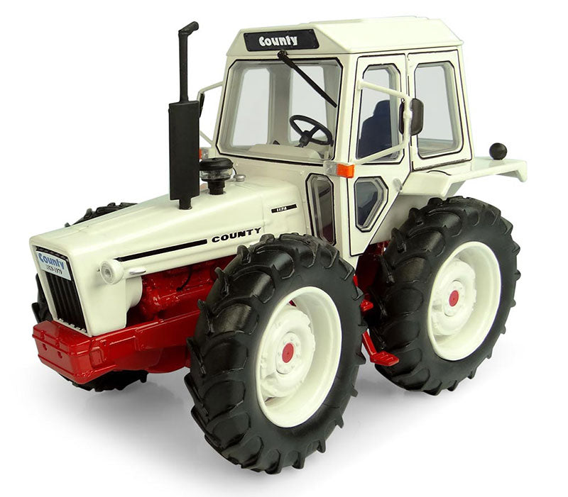 Universal Hobbies 6214 1/32 Scale Ford County 1174 Tractor
