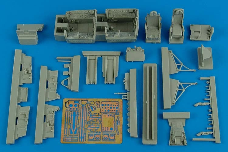 Aires 4566 1/48 F100F Super Sabre Early Cockpit Set For TSM