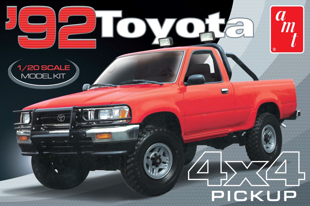 AMT Model Kits 1425 1/20 1992 Toyota 4x4 Pickup Truck