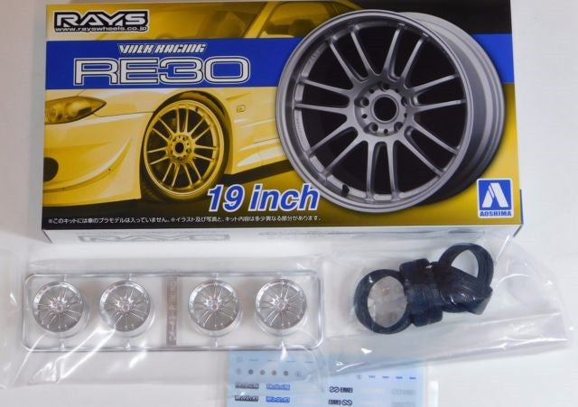 Aoshima 53812 1/24 Volk Racing RE30 19" Tire & Wheel Set (4)
