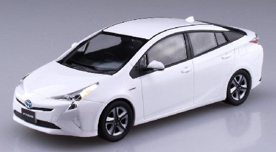 Aoshima 54161 1/32 Toyota Prius Car (Snap Molded in Super White)