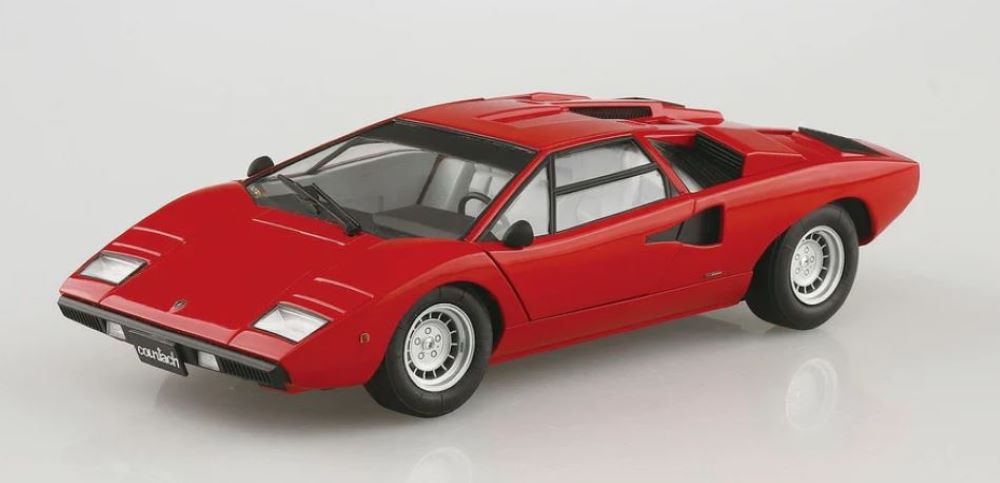 Aoshima 65334 1/32 Lamborghini Countach LP400 Sports Car (Snap Molded in Red)