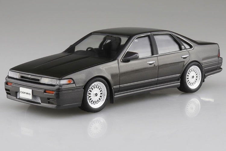 Aoshima 66737 1/24 1991 Nissan A31 Cefiro Aero Custom (Maxima) 4-Door Car