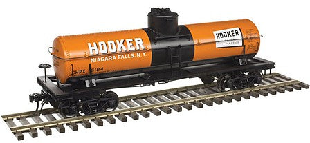 Atlas O 3004829 O Scale ACF Type 27 8,000-Gallon - 2-Rail - Ready to Run - Master(R) -- Hooker Chemicals & Plastics (orange, black)
