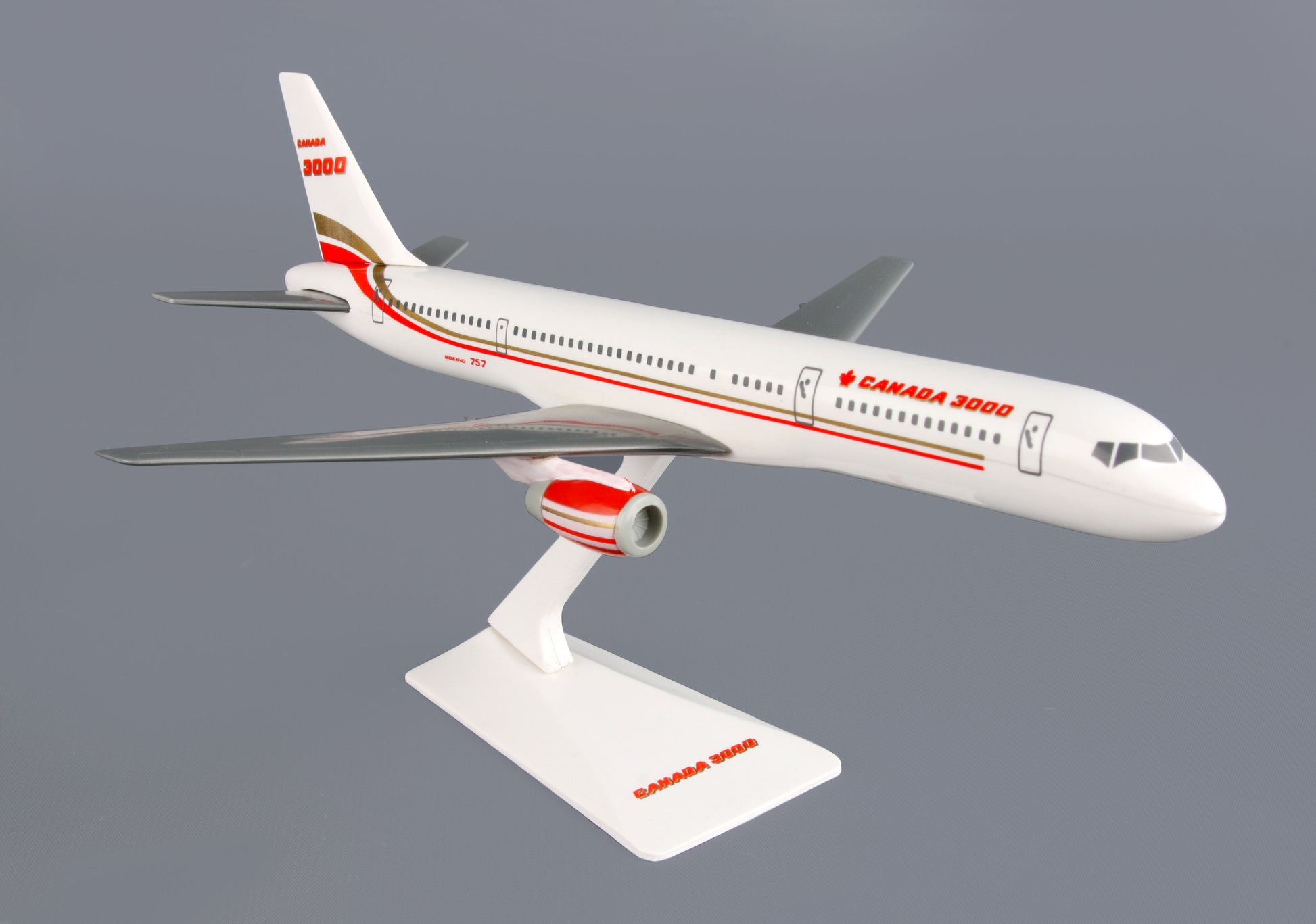 Flight Miniatures LP18228 B757-200 Canada 3000 1/200