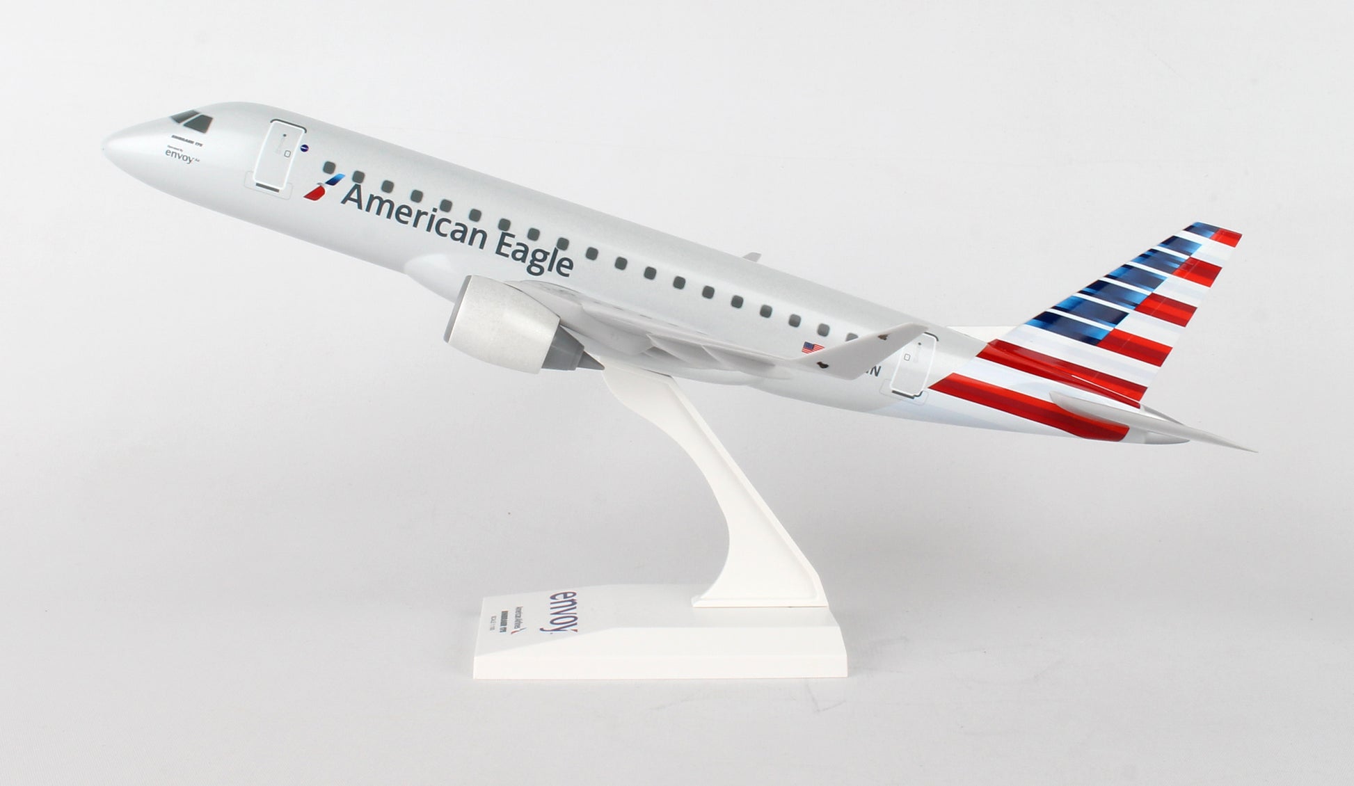 Skymarks SKR902 Skymarks American E175 1/100 Envoy