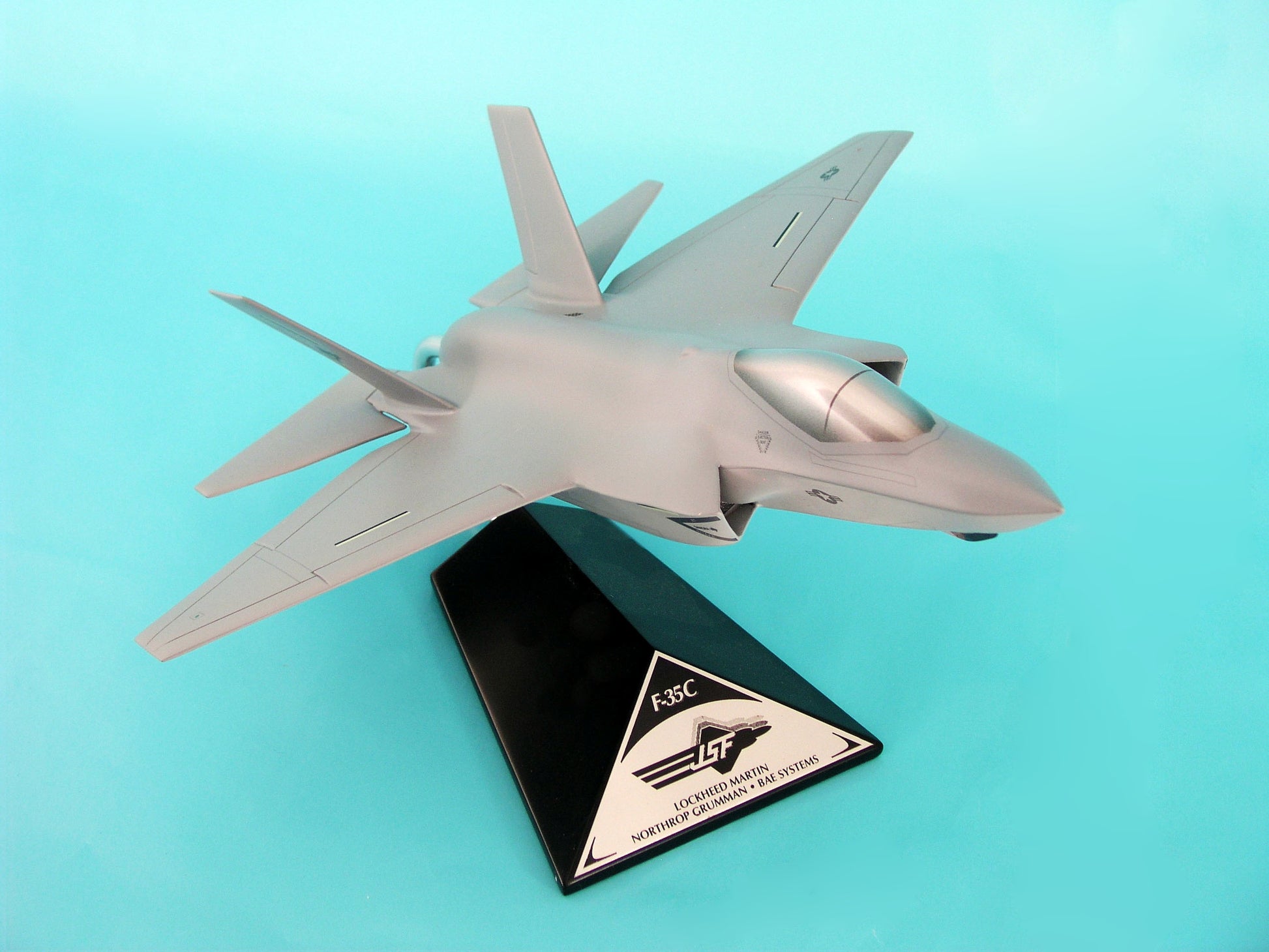Executive Series C6740 Exec Ser F-35C Cv/Jsf Usn 1/40 (Cf035C2Tr)